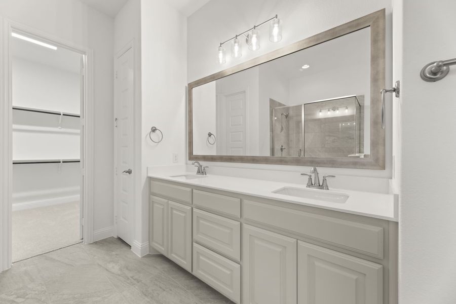 Furnished interior view inside a new home in River Ranch, Van Alstyne (Image 11).