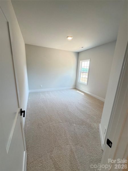 Spacious, unfurnished interior of a new home in Kerns Ridge, Salisbury (Image 25).