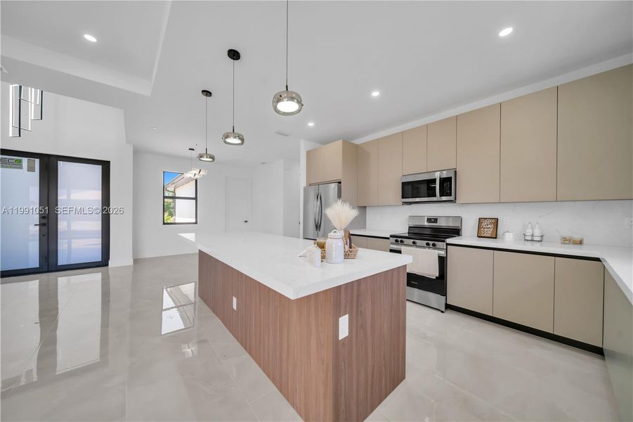 Furnished interior view inside a new home in , Lehigh Acres (Image 5).