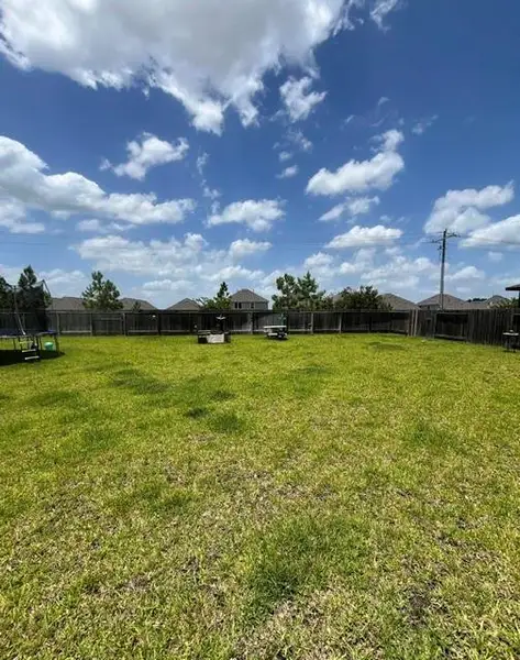 Natural landscape and outdoor views near Granger Pines in Conroe (Image 28).