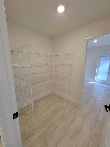 Spacious, unfurnished interior of a new home in , Ocala (Image 19).