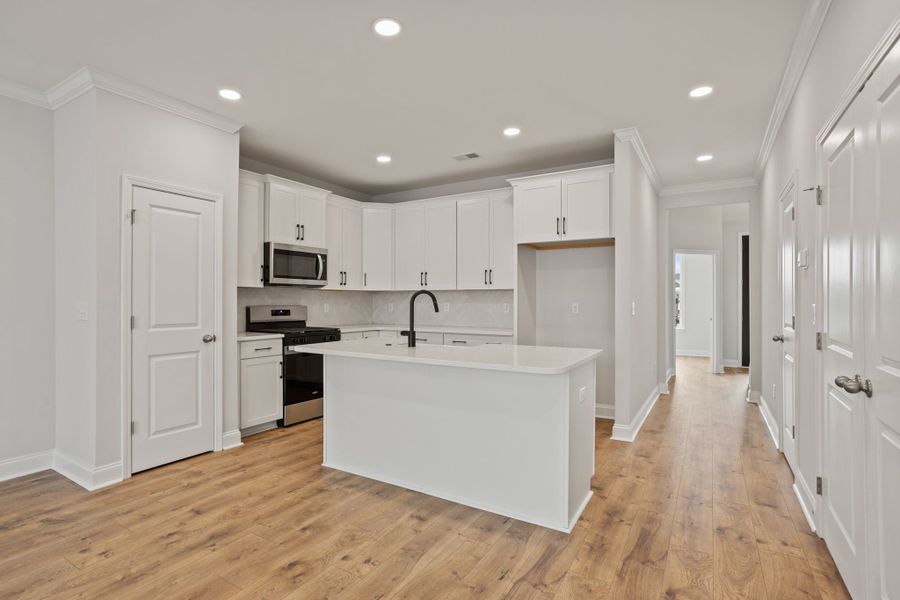 3br New Home in Greenwood, SC.  - Slide 4