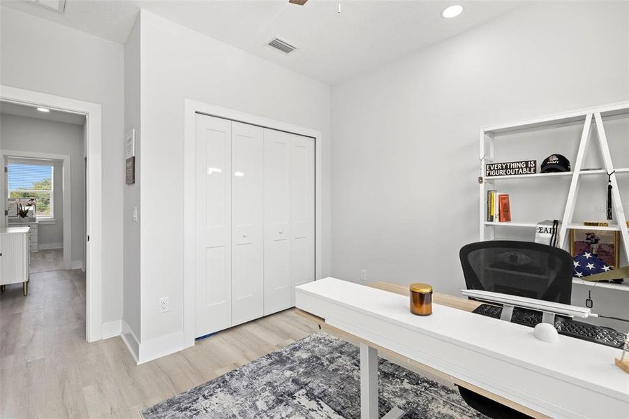 Image 27 of a home in .