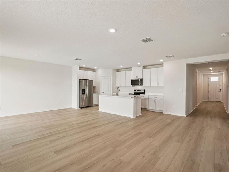 Spacious, unfurnished interior of a new home in Oakfield Trails - Classic Series, Parrish (Image 19). Spacious, unfurnished interior of a new home in Oakfield Trails - Classic Series, Parrish (Image 19).