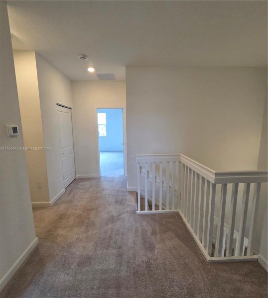 Spacious, unfurnished interior of a new home in , Coral Springs (Image 17).