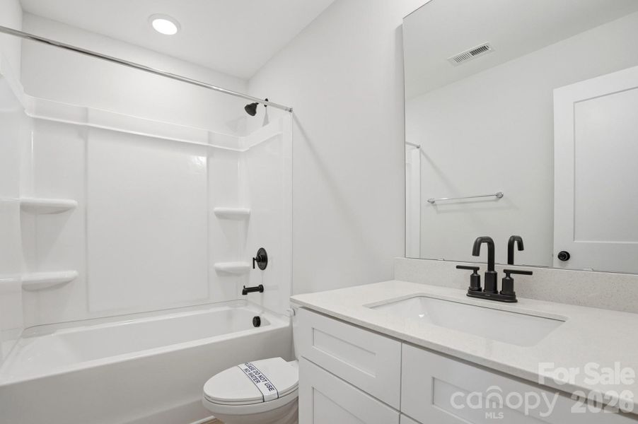 Image 37 of a home in .