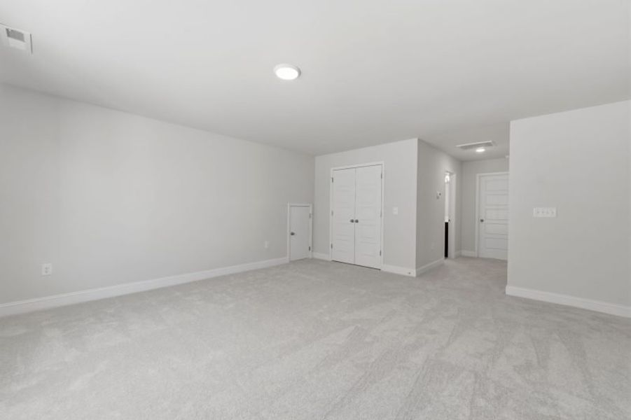 Spacious, unfurnished interior of a new home in Sullivans Reserve, Walkertown (Image 66).