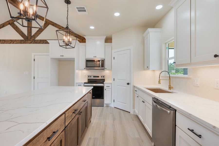 Furnished interior view inside a new home in , Franklin (Image 10).