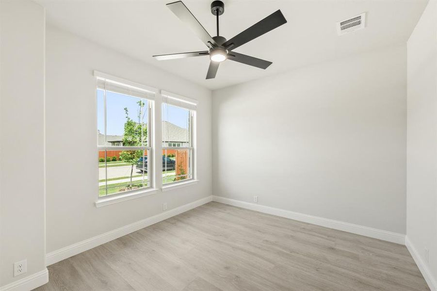 Spacious, unfurnished interior of a new home in Heartland Classic 60, Heartland (Image 19). Spacious, unfurnished interior of a new home in Heartland Classic 60, Heartland (Image 19).