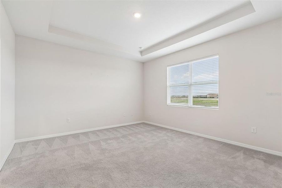 Spacious, unfurnished interior of a new home in Mirada, San Antonio (Image 25).