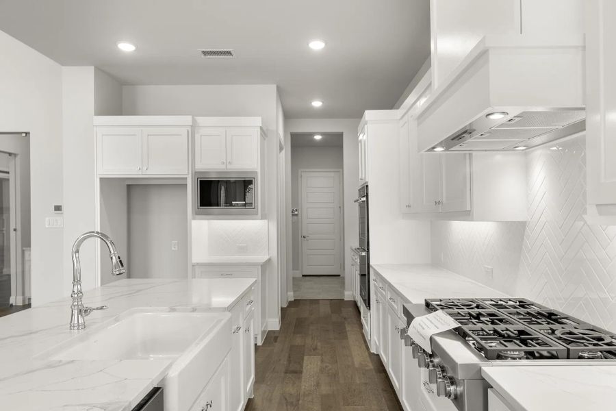 The Eastland II B Kitchen The Eastland II B Kitchen