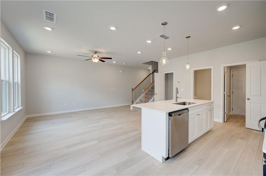 Furnished interior view inside a new home in Diamante, Stockbridge (Image 10).