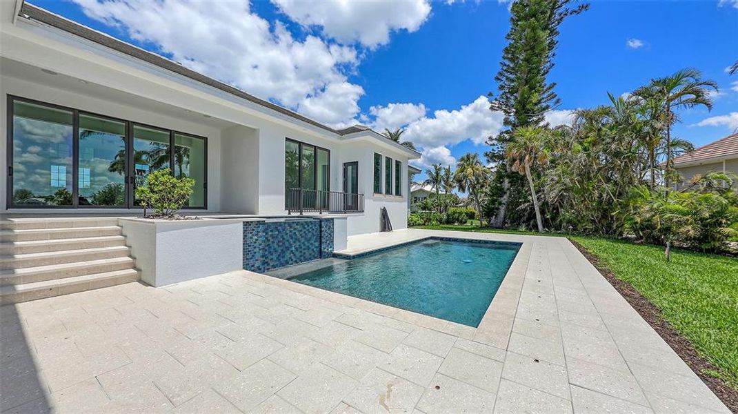 Exterior details and patio area of a home in , Longboat Key (Image 4).