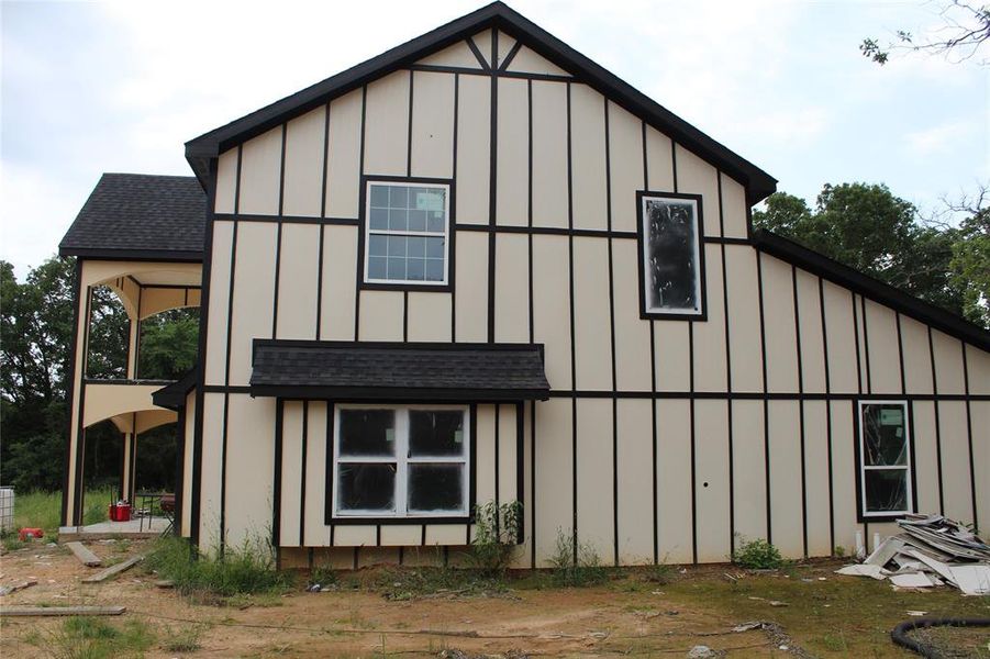 Image 13 of a home in . Image 13 of a home in .