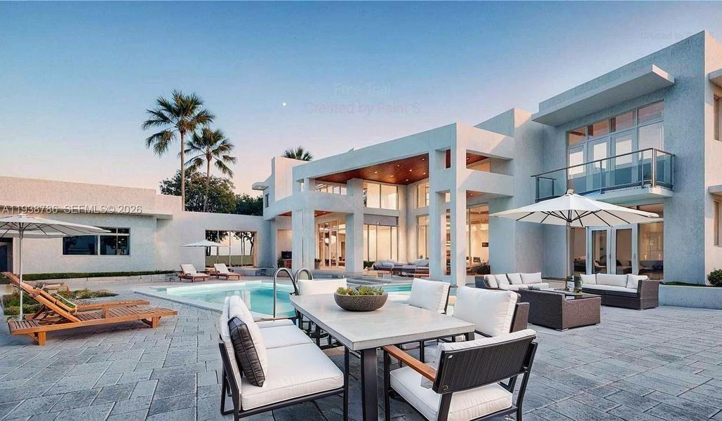 Community amenities in , Pinecrest (Image 4).