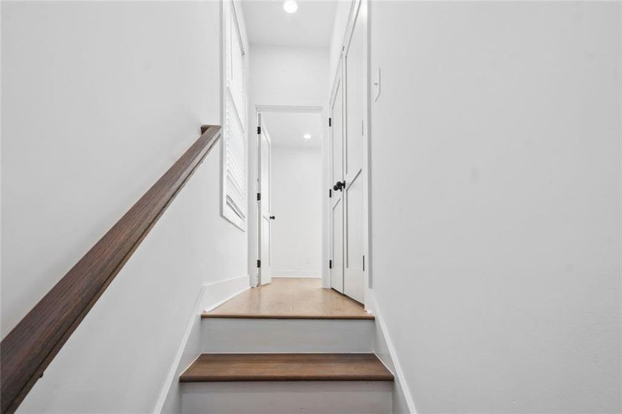 Spacious, unfurnished interior of a new home in , Atlanta (Image 17). Spacious, unfurnished interior of a new home in , Atlanta (Image 17).