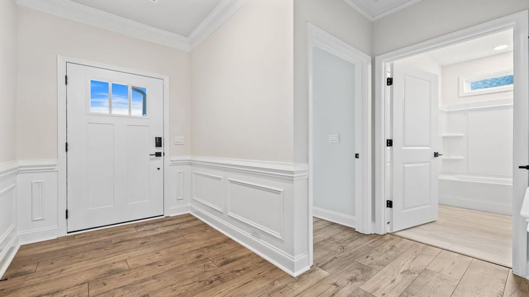 Spacious, unfurnished interior of a new home in The Villas at Pine Valley, Boiling Springs (Image 13).