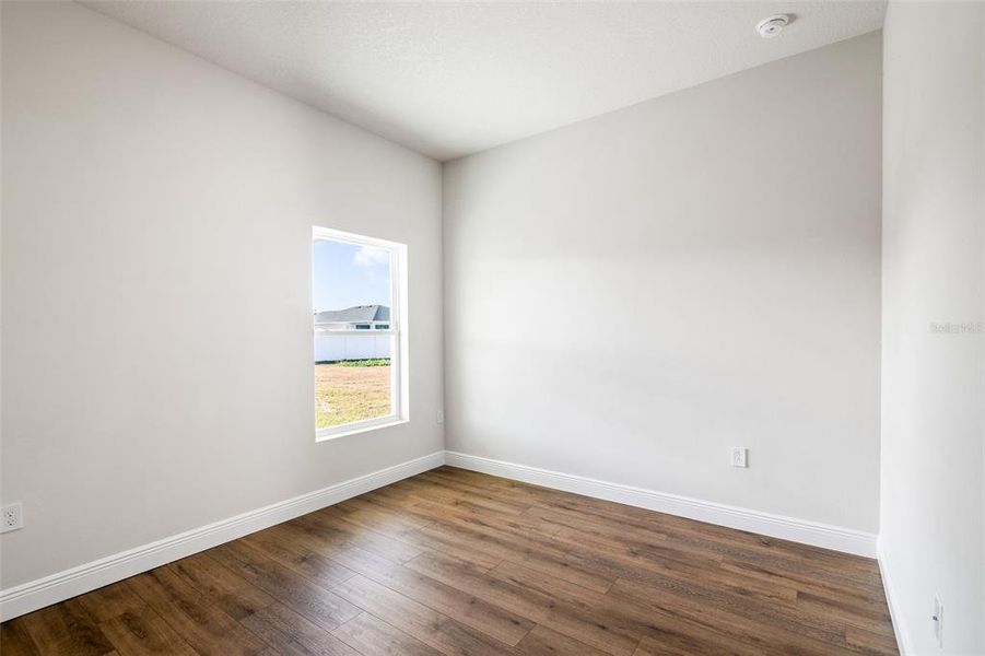 Spacious, unfurnished interior of a new home in , Ocala (Image 34).