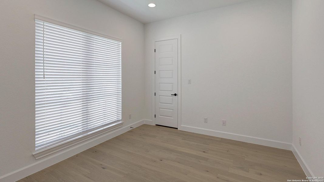 Spacious, unfurnished interior of a new home in The Dominion 70', San Antonio (Image 12). Spacious, unfurnished interior of a new home in The Dominion 70', San Antonio (Image 12).