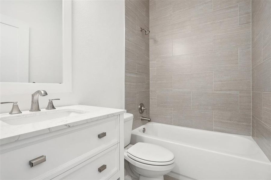 Furnished interior view inside a new home in , Deland (Image 6).