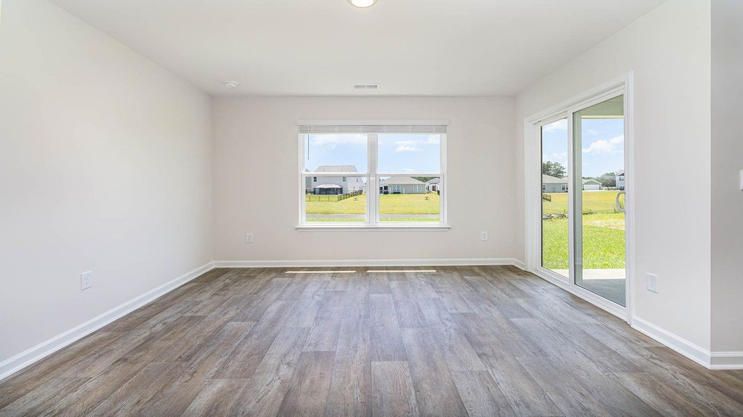 Spacious, unfurnished interior of a new home in Heritage Crossing, Conway (Image 9).