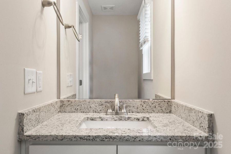 Guest bath on main