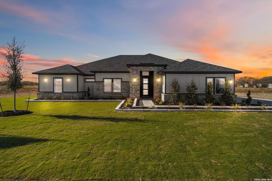 Image 39 of a home in Alamo Estates.