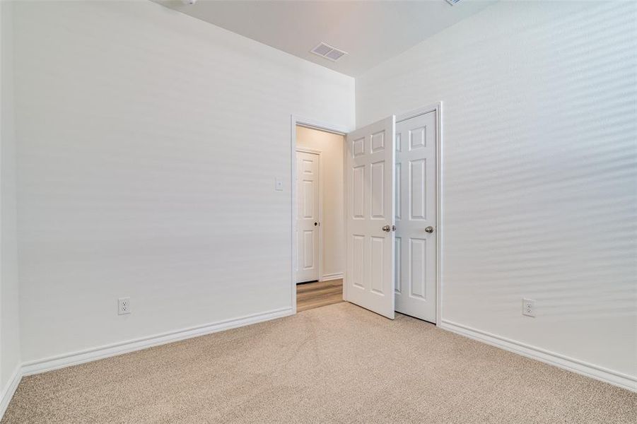 Spacious, unfurnished interior of a new home in Heartland Signature, Crandall (Image 19).