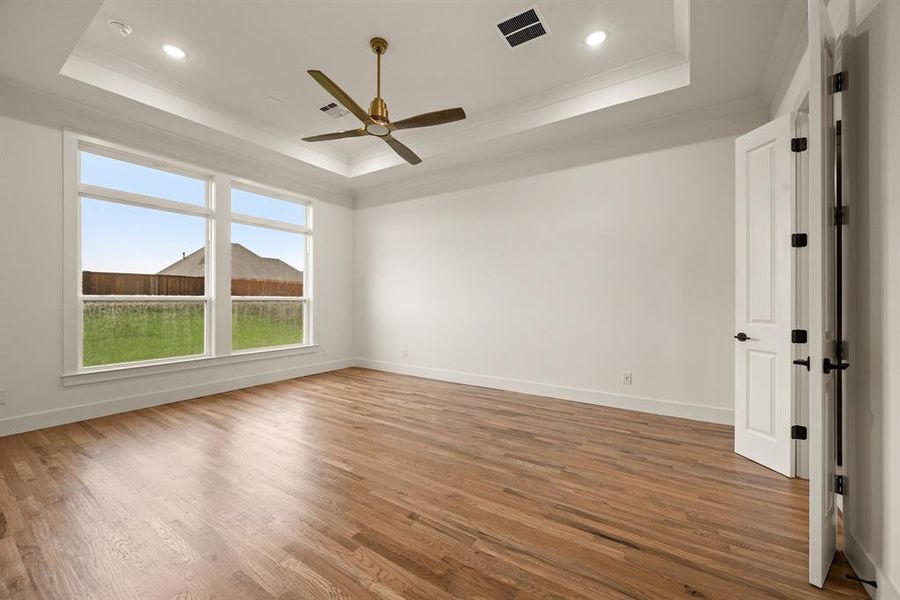 Spacious, unfurnished interior of a new home in NorthGlen, Haslet (Image 39).