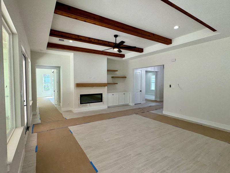 Spacious, unfurnished interior of a new home in , Splendora (Image 22).
