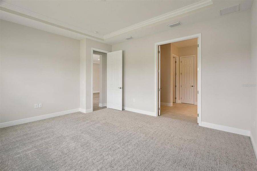 Spacious, unfurnished interior of a new home in Two Rivers, Zephyrhills (Image 15).