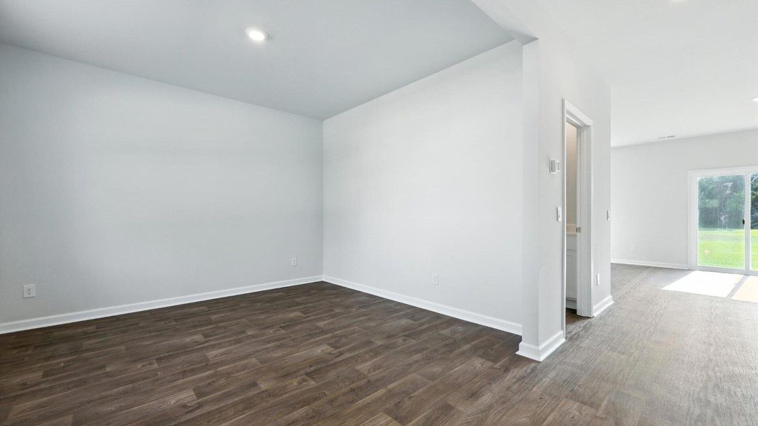 Spacious, unfurnished interior of a new home in The Ranch, Holly Hill (Image 19).