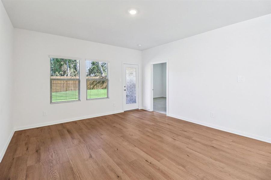 Spacious, unfurnished interior of a new home in Eastridge - Spring Series, McKinney (Image 16). Spacious, unfurnished interior of a new home in Eastridge - Spring Series, McKinney (Image 16).