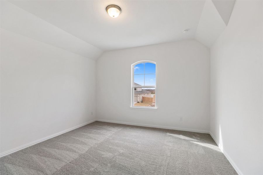 Spacious, unfurnished interior of a new home in Aldeana, Bonney (Image 22).