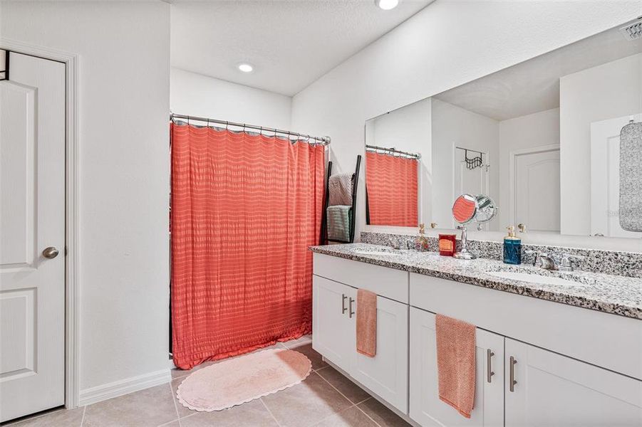 Furnished interior view inside a new home in , Deland (Image 18).