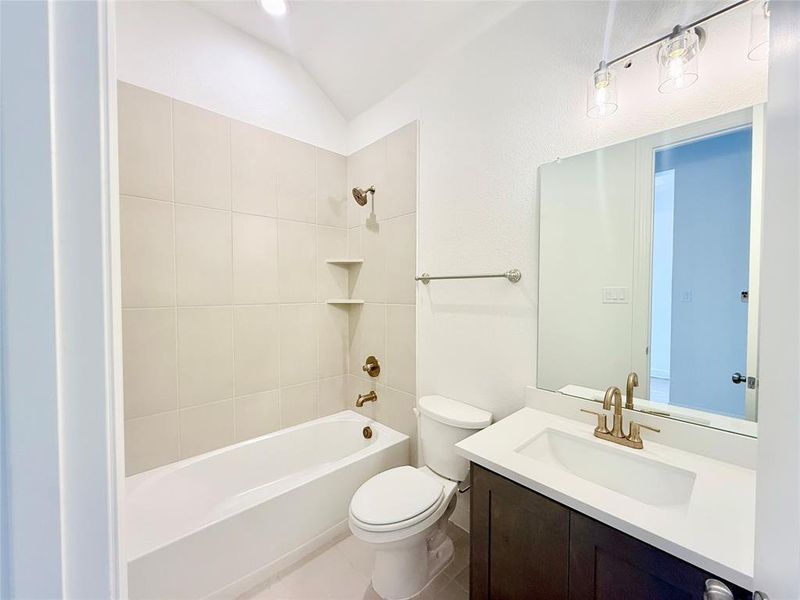 Furnished interior view inside a new home in , Burleson (Image 6).