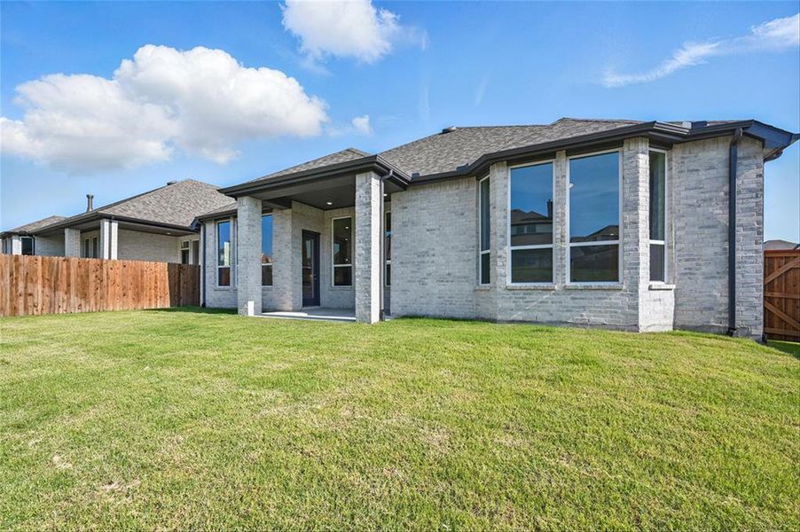 2131CharmingForgeRoadCANTA021 2131CharmingForgeRoadCANTA021