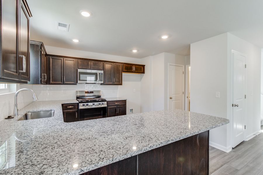Furnished interior view inside a new home in Bluefield, Lexington (Image 8).
