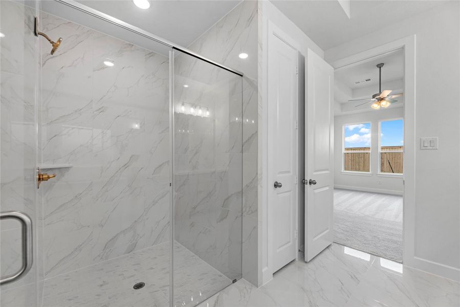 Representative image. Features, specifications, selections and colors may vary.