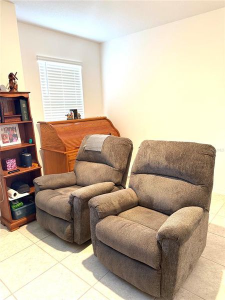 Furnished interior view inside a new home in , Mascotte (Image 11).