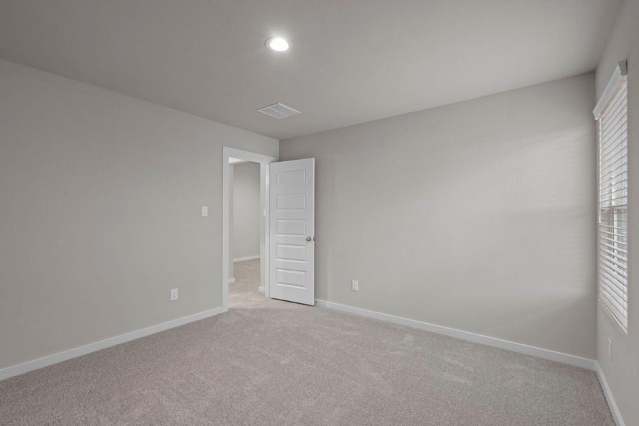 Spacious, unfurnished interior of a new home in Grand Oaks Village, Houston (Image 22). Spacious, unfurnished interior of a new home in Grand Oaks Village, Houston (Image 22).