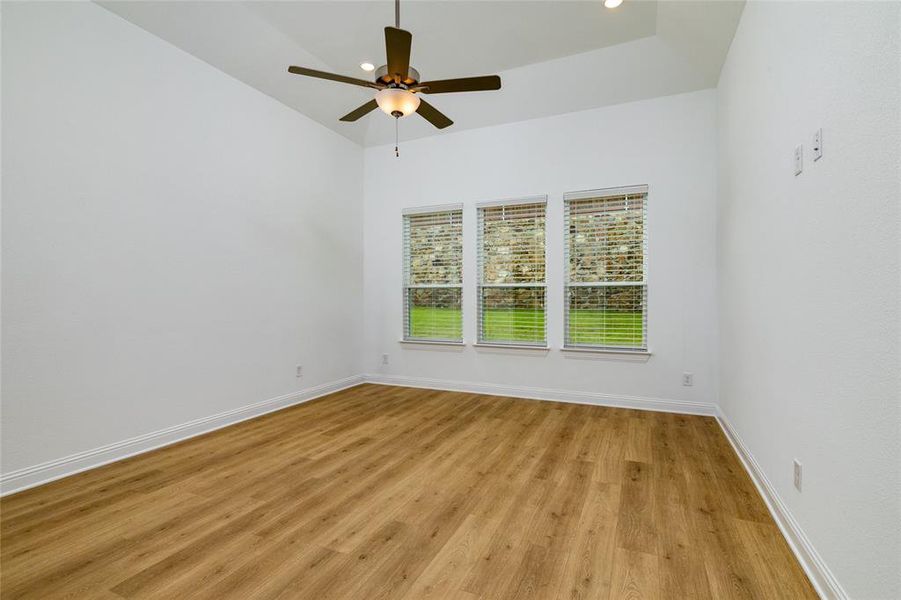Spacious, unfurnished interior of a new home in , Haslet (Image 26).