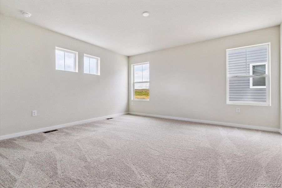 Spacious, unfurnished interior of a new home in Spring Valley Ranch, Elizabeth (Image 15).