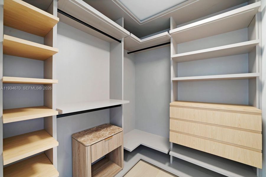 Furnished interior view inside a new home in , Fort Lauderdale (Image 45).