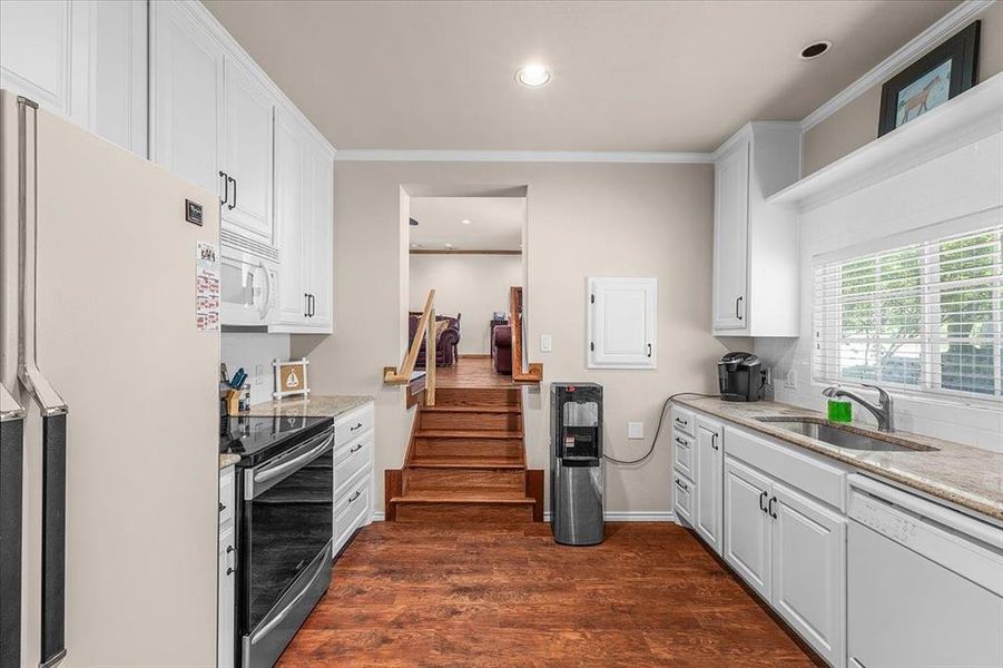 Furnished interior view inside a new home in , Weatherford (Image 8). Furnished interior view inside a new home in , Weatherford (Image 8).