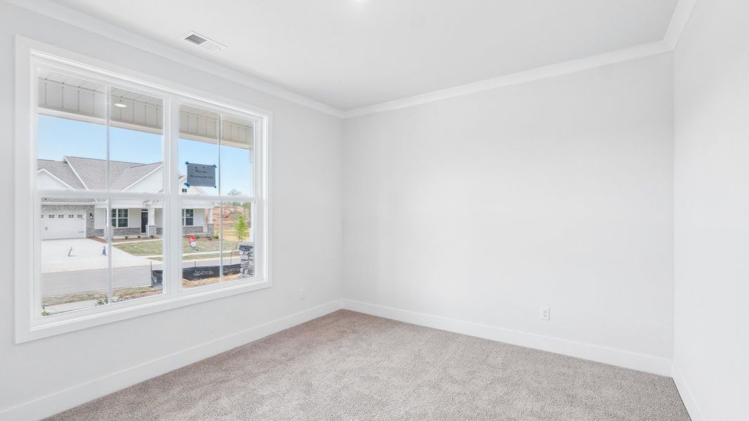 Representative unfurnished interior of a home built from the Hickory by D.R. Horton in Westport, York (Image 18).
