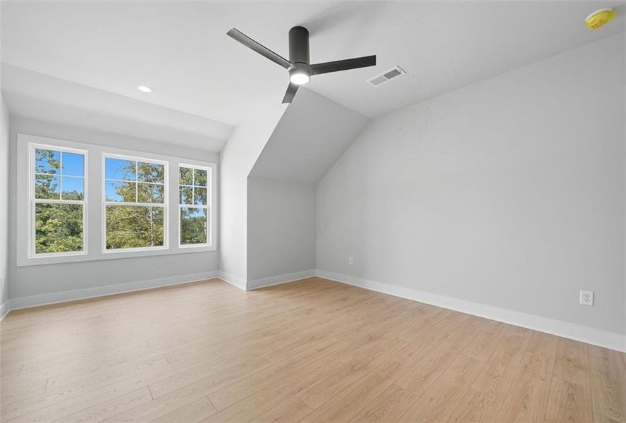Spacious, unfurnished interior of a new home in , Dawsonville (Image 27).
