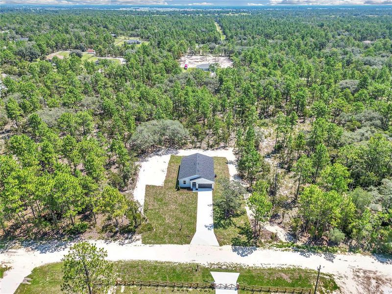 Front exterior of a new home in , Dunnellon, FL, highlighting curb appeal (Image 25).