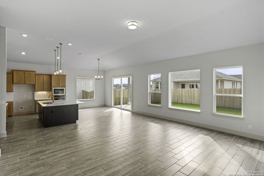 Furnished interior view inside a new home in Weltner Farms 60’s, New Braunfels (Image 6).