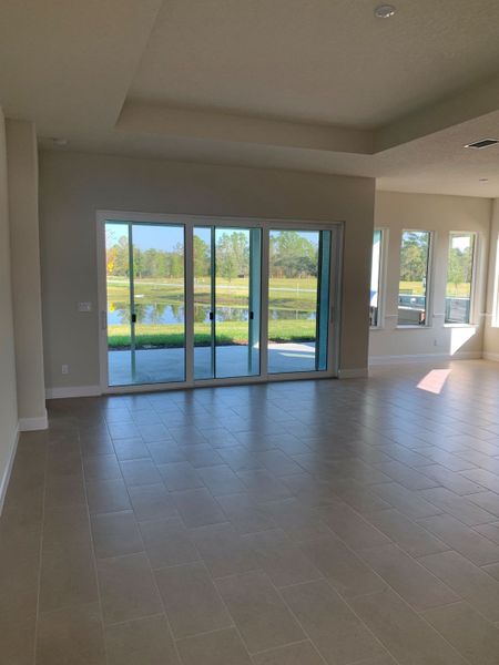 Representative unfurnished interior of a home built from the Birkdale by Paytas Homes in The Reserve at Victoria, Deland (Image 20).
